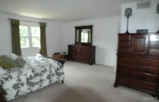 1536 Woodroyal East Drive, Chesterfield, MO 63017