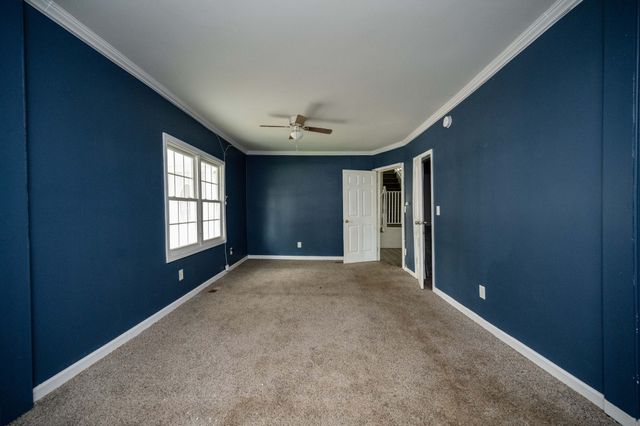 107 N West St, Decherd, TN 37324