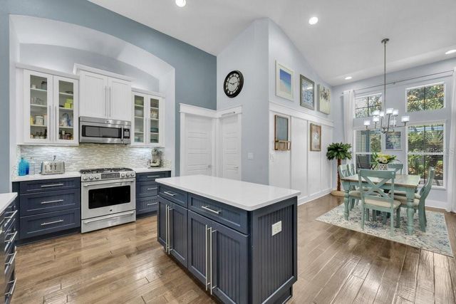 15531 STARLING CROSSING DRIVE, Lithia, FL 33547