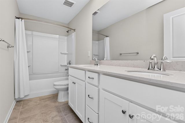 17504 Terryglass Lane, Charlotte, NC 28278