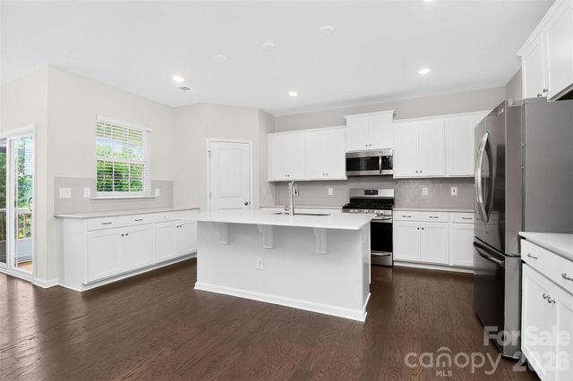 17504 Terryglass Lane, Charlotte, NC 28278