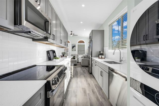 6165 TALON BAY DRIVE 71, North Port, FL 34287