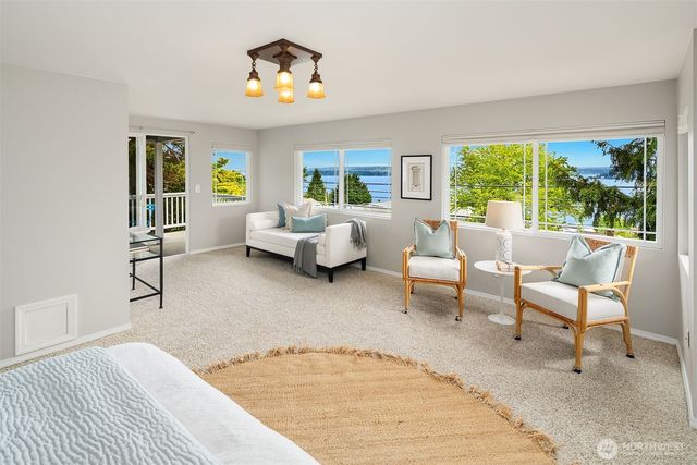 915 30th Avenue S, Seattle, WA 98144