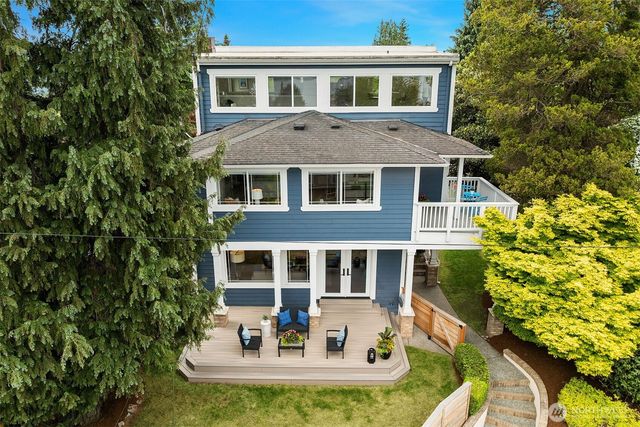 915 30th Avenue S, Seattle, WA 98144