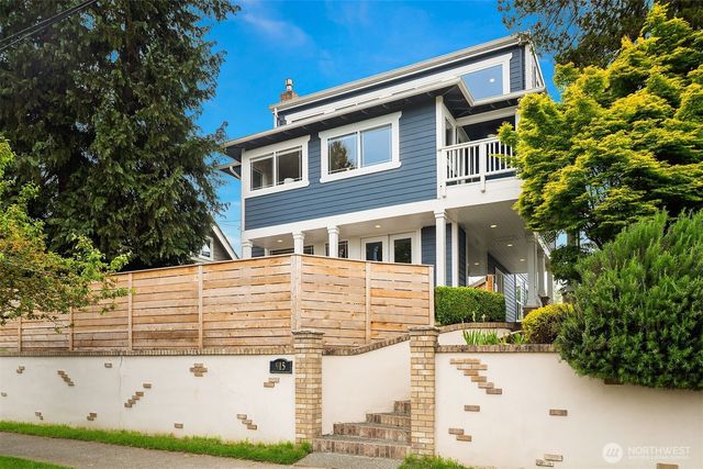 915 30th Avenue S, Seattle, WA 98144