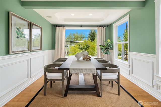 915 30th Avenue S, Seattle, WA 98144