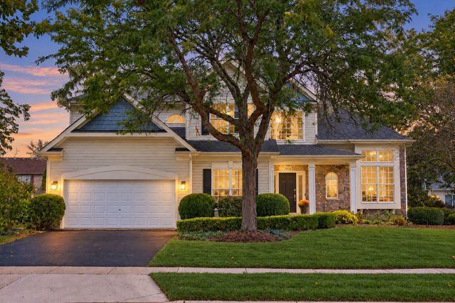 2030 Tunbridge Trail, Algonquin, IL 60102