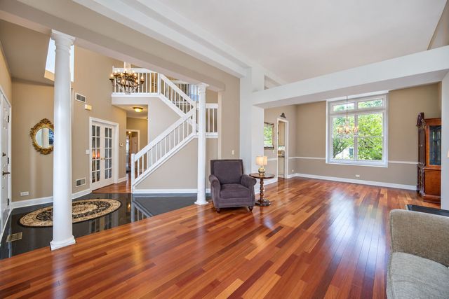 2030 Tunbridge Trail, Algonquin, IL 60102