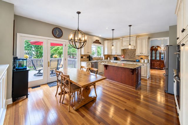 2030 Tunbridge Trail, Algonquin, IL 60102