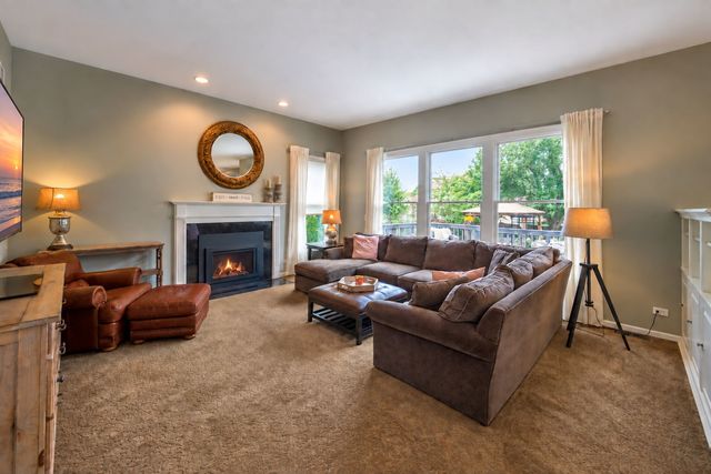 2030 Tunbridge Trail, Algonquin, IL 60102