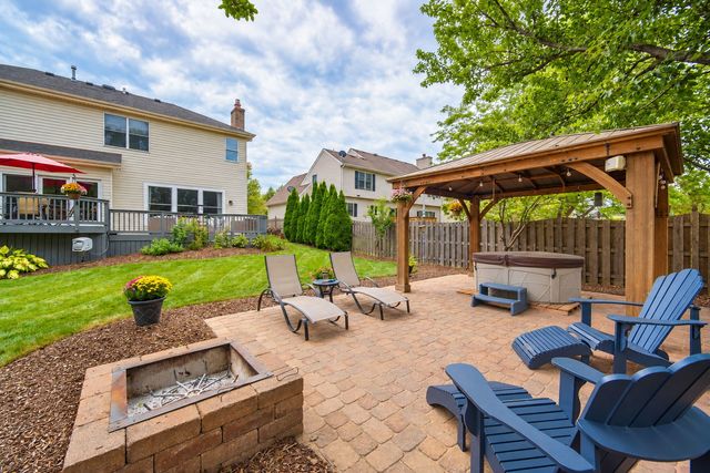 2030 Tunbridge Trail, Algonquin, IL 60102