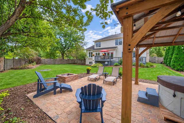 2030 Tunbridge Trail, Algonquin, IL 60102
