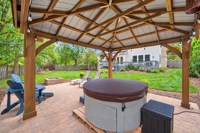 2030 Tunbridge Trail, Algonquin, IL 60102