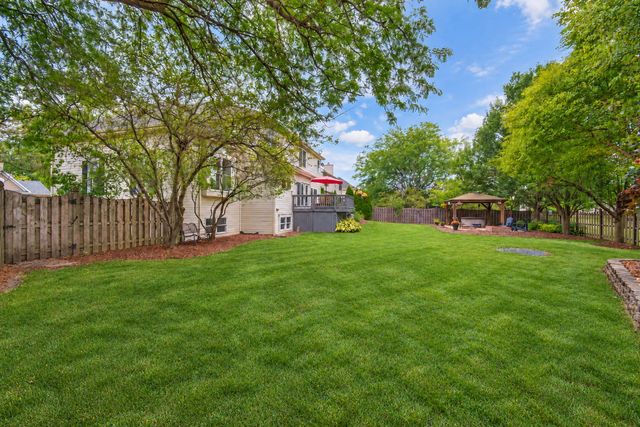2030 Tunbridge Trail, Algonquin, IL 60102