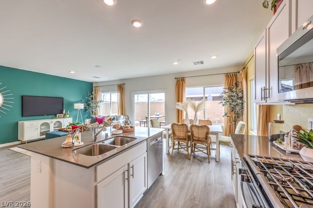 1112 Saffron Toucan Lane, Henderson, NV 89011