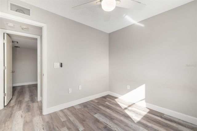 928 LAUREL AVENUE, Venice, FL 34285