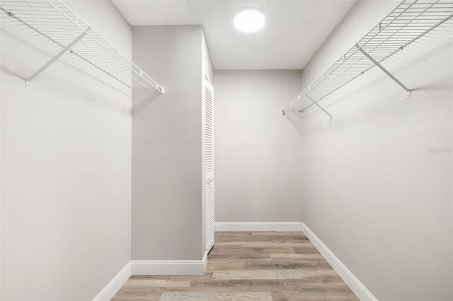 928 LAUREL AVENUE, Venice, FL 34285