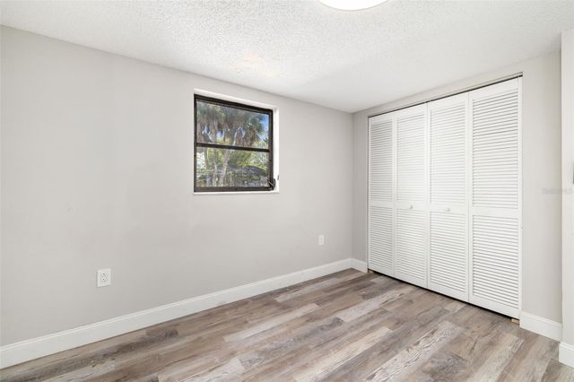 928 LAUREL AVENUE, Venice, FL 34285