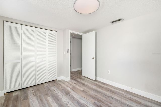 928 LAUREL AVENUE, Venice, FL 34285