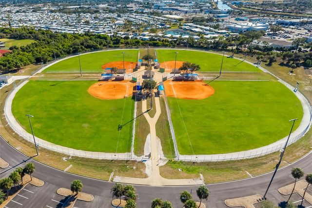 928 LAUREL AVENUE, Venice, FL 34285