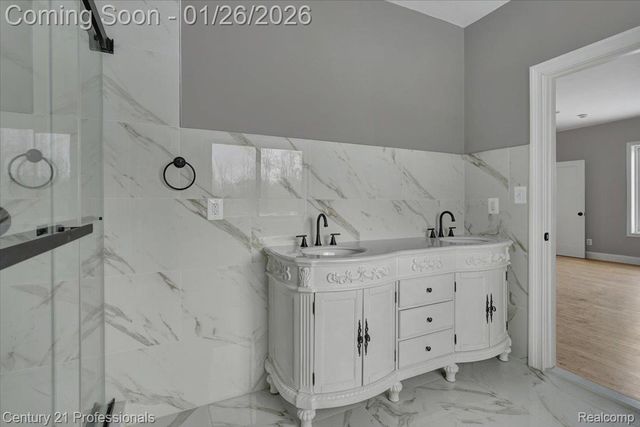 1546 Ashley Lane, Berlin Township, MI 48002