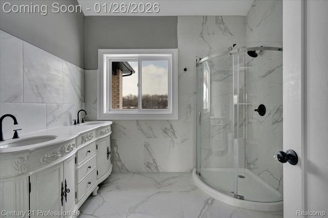 1546 Ashley Lane, Berlin Township, MI 48002