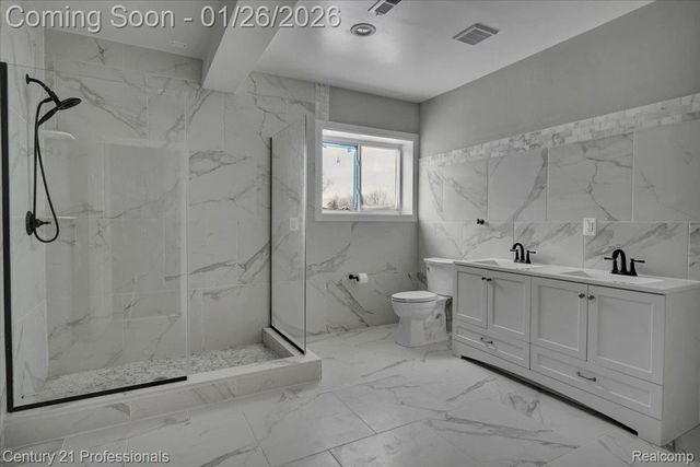 1546 Ashley Lane, Berlin Township, MI 48002