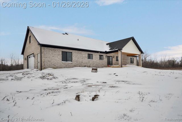 1546 Ashley Lane, Berlin Township, MI 48002