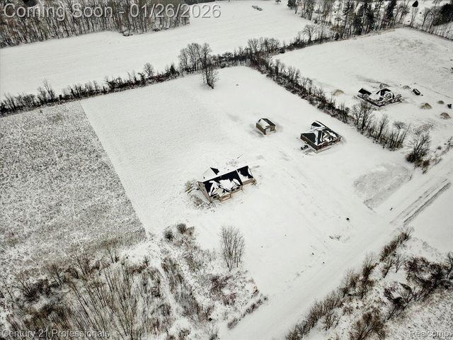 1546 Ashley Lane, Berlin Township, MI 48002