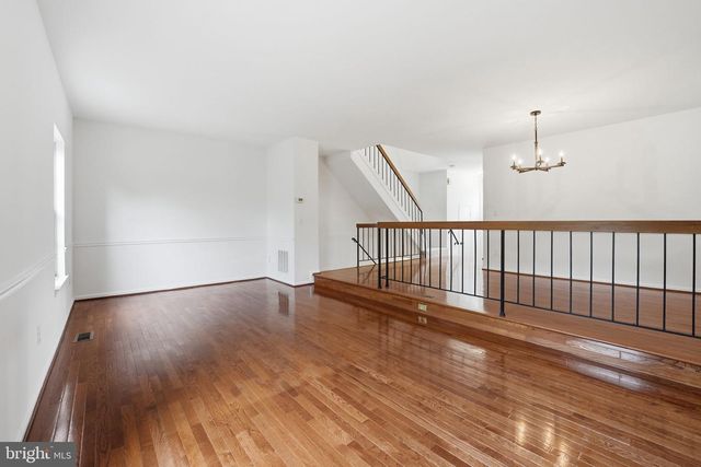 3603 SWEETHORN CT, Fairfax, VA 22033