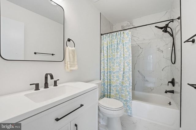 3603 SWEETHORN CT, Fairfax, VA 22033