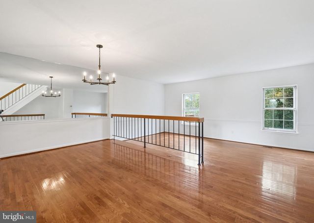 3603 SWEETHORN CT, Fairfax, VA 22033