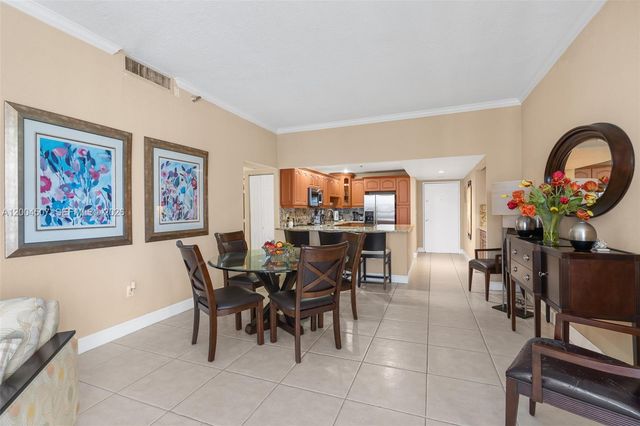 20505 E Country Club Drive PH38, Aventura, FL 33180