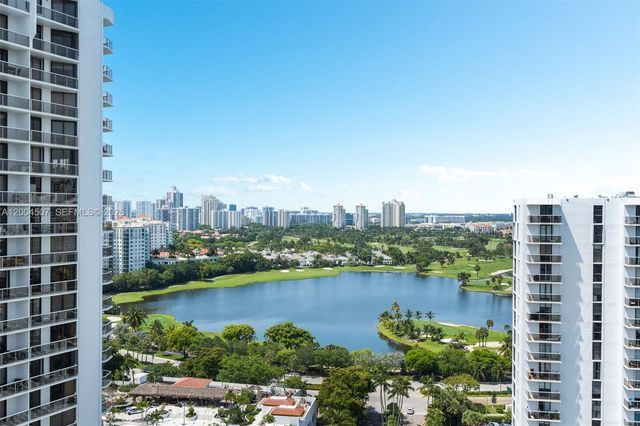 20505 E Country Club Drive PH38, Aventura, FL 33180
