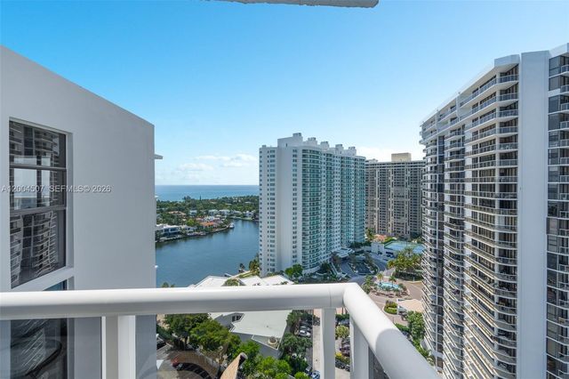 20505 E Country Club Drive PH38, Aventura, FL 33180