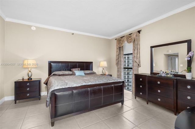 20505 E Country Club Drive PH38, Aventura, FL 33180