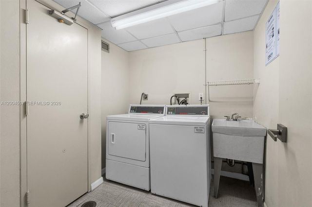 20505 E Country Club Drive PH38, Aventura, FL 33180