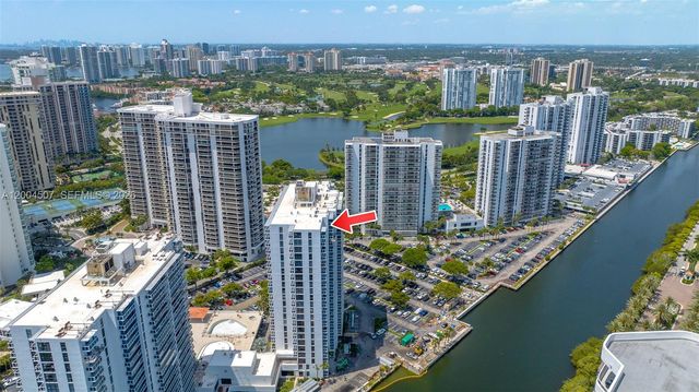 20505 E Country Club Drive PH38, Aventura, FL 33180