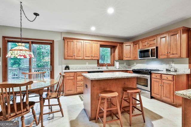101 Longer Drive, Peachtree City, GA 30269