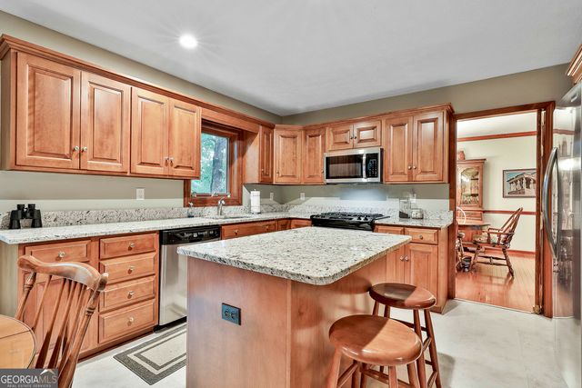 101 Longer Drive, Peachtree City, GA 30269