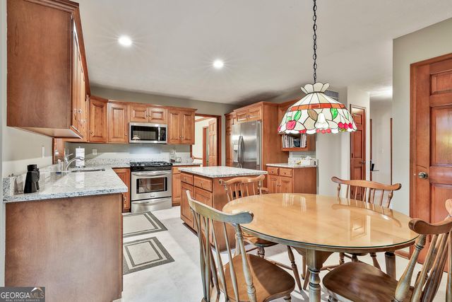 101 Longer Drive, Peachtree City, GA 30269