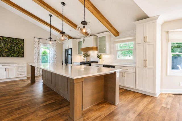 17965 Bolter LANE, Brookfield, WI 53045