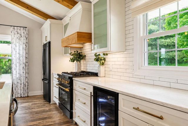 17965 Bolter LANE, Brookfield, WI 53045