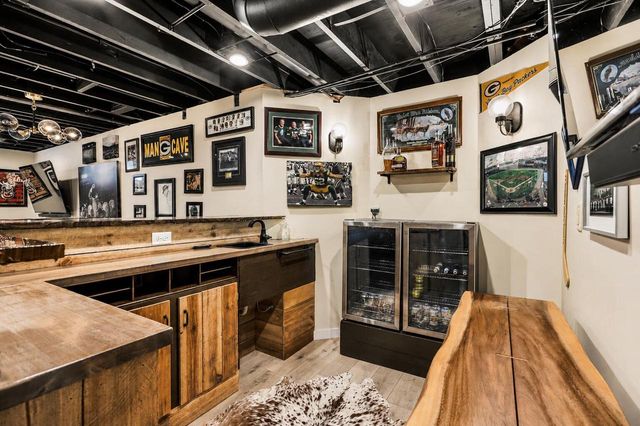 17965 Bolter LANE, Brookfield, WI 53045