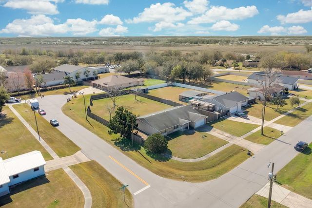 1141 MEADOW SPRING COURT, Kissimmee, FL 34744