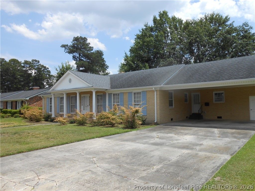 305 W 32 Street, Lumberton, NC 28358 — photo 2