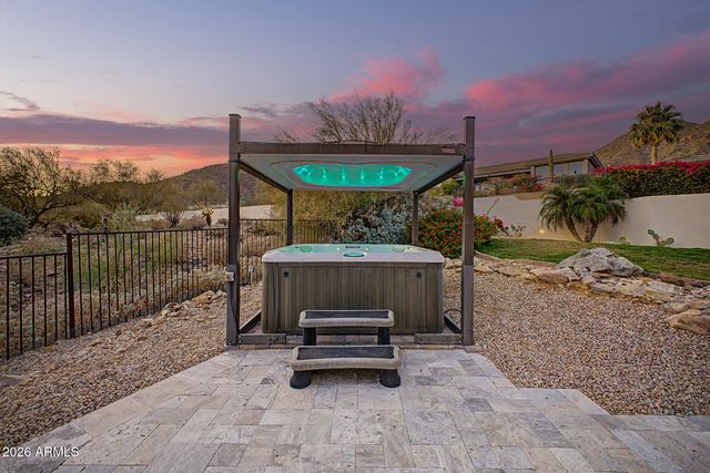 13554 E COLUMBINE Drive, Scottsdale, AZ 85259