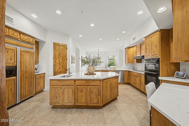 13554 E COLUMBINE Drive, Scottsdale, AZ 85259