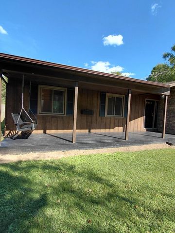 31715 30th Street, Paw Paw, MI 49079