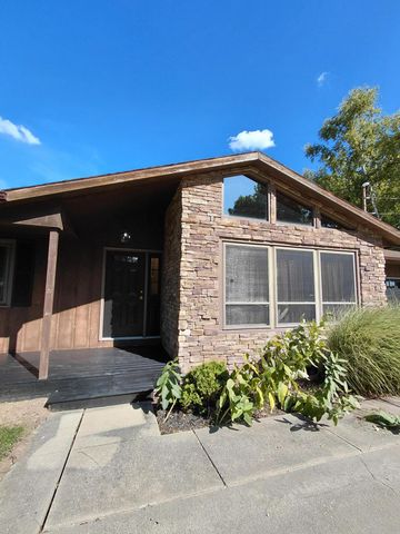 31715 30th Street, Paw Paw, MI 49079